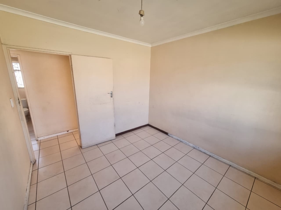 To Let 3 Bedroom Property for Rent in Devon Park Village Western Cape